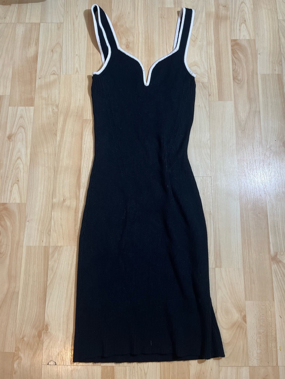 Abercrombie & Fitch Elevated Knit Notch-Neck Mini Dress medium